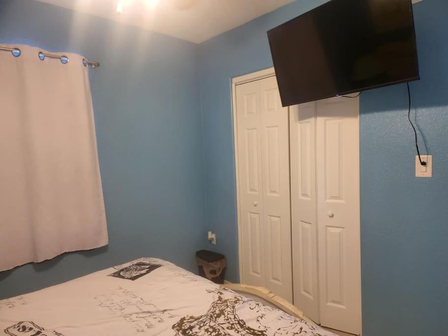 Entire Home By Siesta Key/Closed To Downtown Сарасота Екстериор снимка