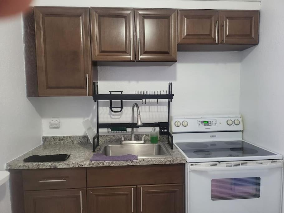Entire Home By Siesta Key/Closed To Downtown Сарасота Екстериор снимка
