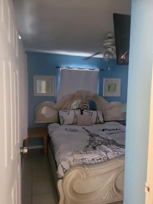 Entire Home By Siesta Key/Closed To Downtown Сарасота Екстериор снимка