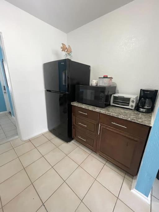 Entire Home By Siesta Key/Closed To Downtown Сарасота Екстериор снимка