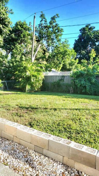 Entire Home By Siesta Key/Closed To Downtown Сарасота Екстериор снимка