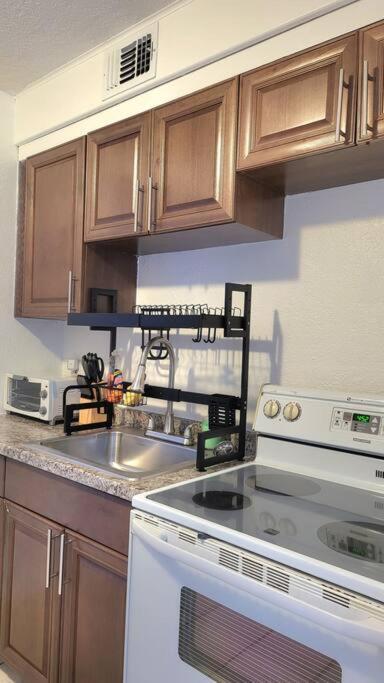 Entire Home By Siesta Key/Closed To Downtown Сарасота Екстериор снимка