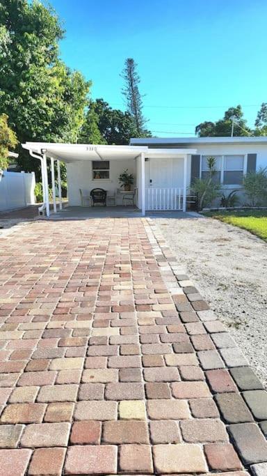 Entire Home By Siesta Key/Closed To Downtown Сарасота Екстериор снимка