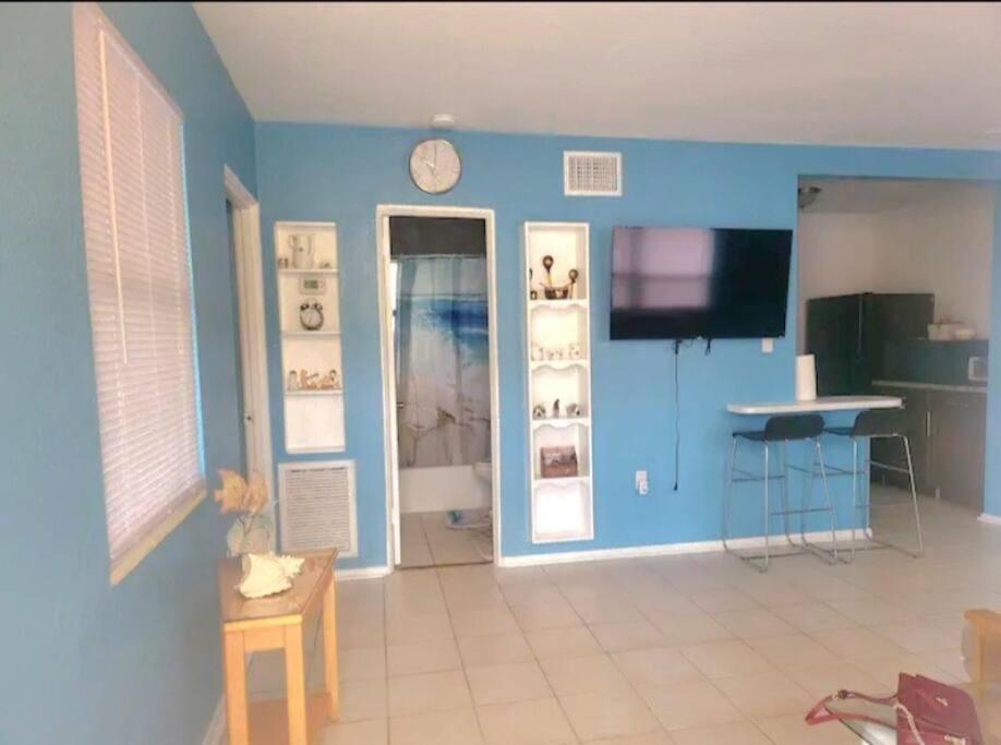 Entire Home By Siesta Key/Closed To Downtown Сарасота Екстериор снимка